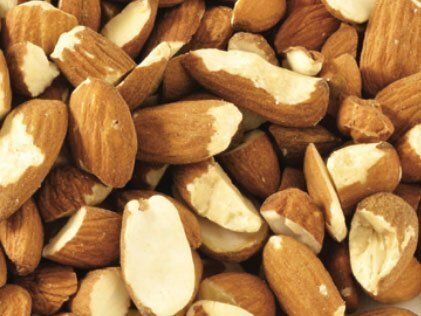 Almond Pieces California / Spain Origin